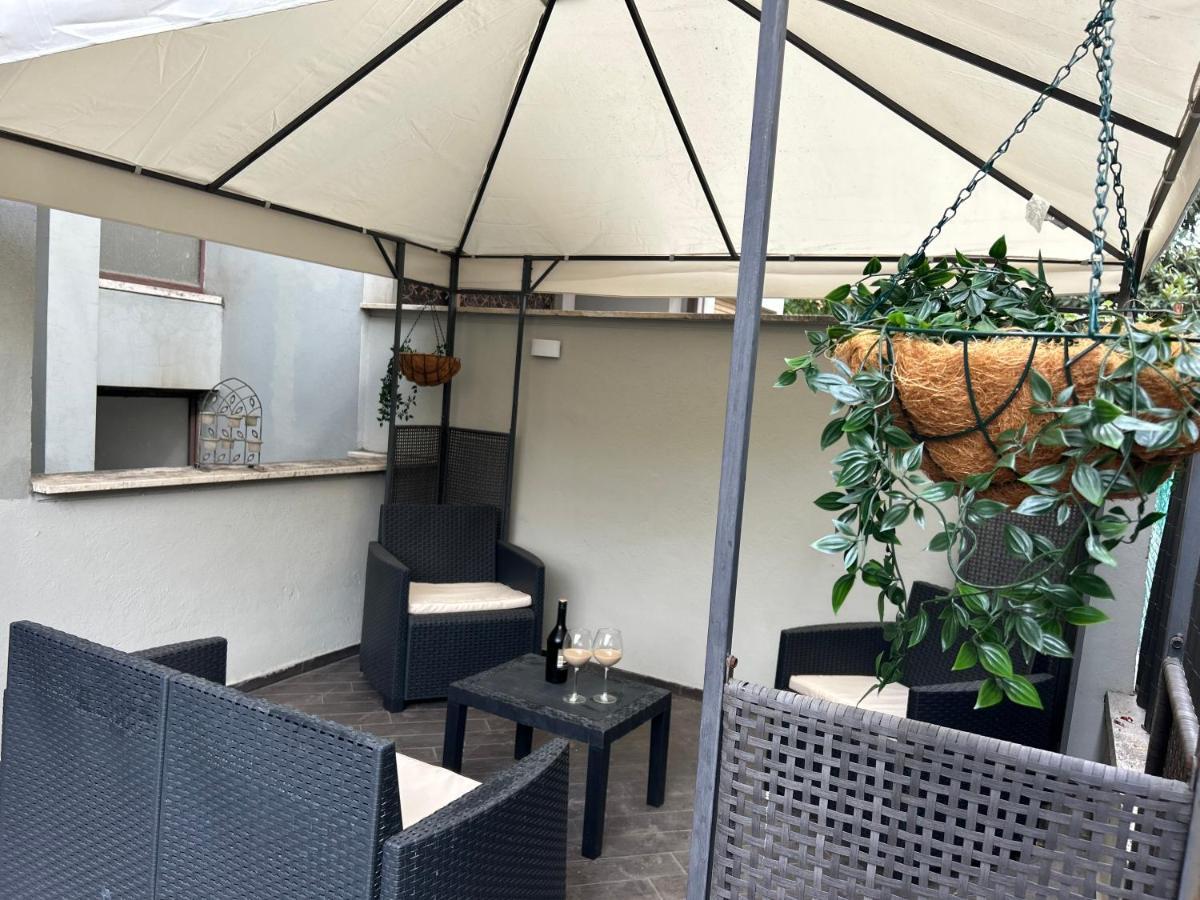 Carpegna Luxury Apt With Terrace โรม ภายนอก รูปภาพ